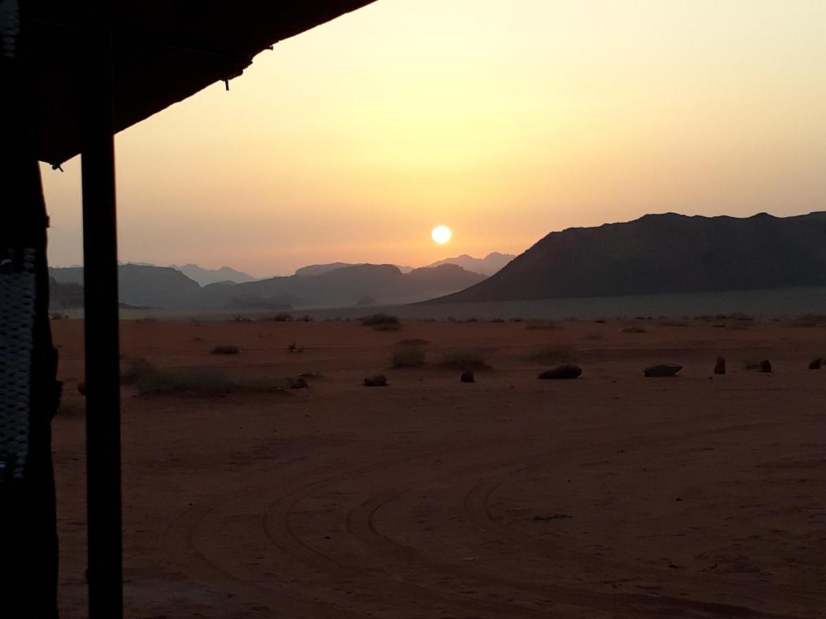 Bedouin Future Camp Hotel Wadi Rum Ngoại thất bức ảnh