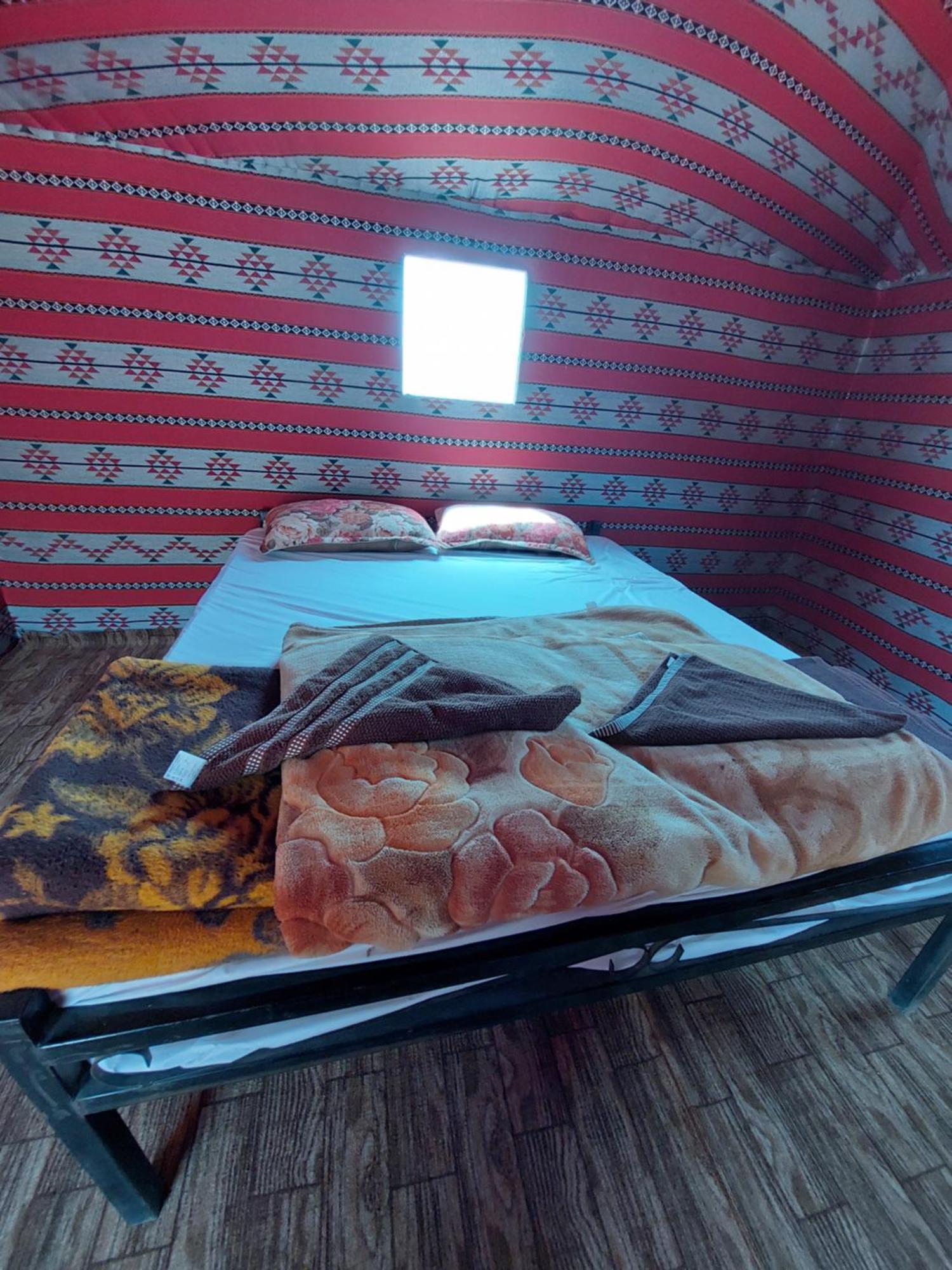 Bedouin Future Camp Hotel Wadi Rum Phòng bức ảnh