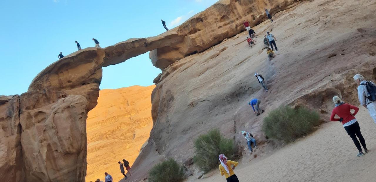 Bedouin Future Camp Hotel Wadi Rum Ngoại thất bức ảnh